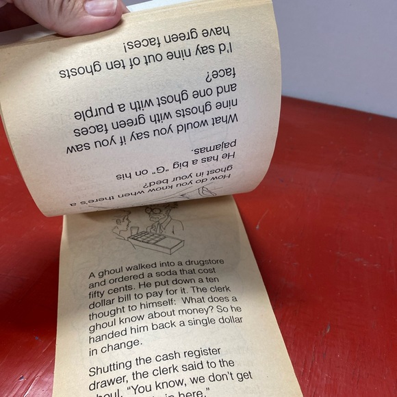 GHOSTBUSTERS II FLIP N FUN JOKES RIDDLES COLORING BOOK 1988 - Picture 5 of 7